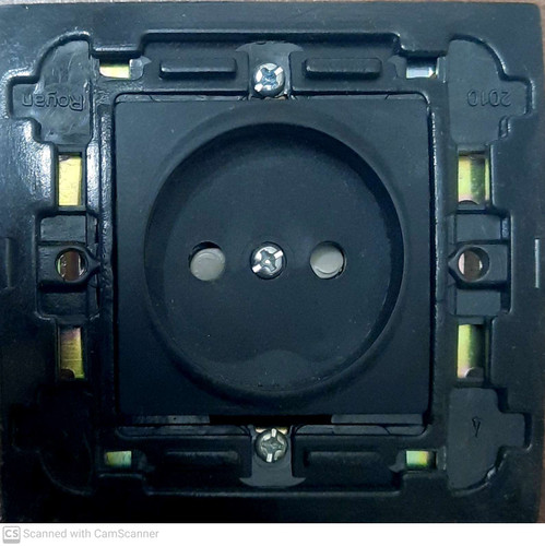 پریز برق پلی کربنات مشکی